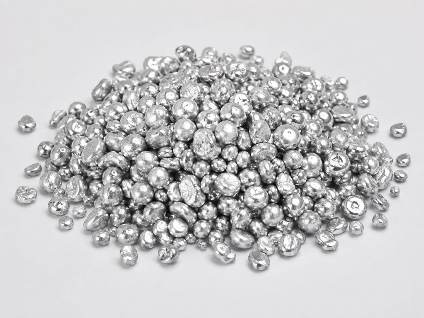 Aluminium shots for melt addition